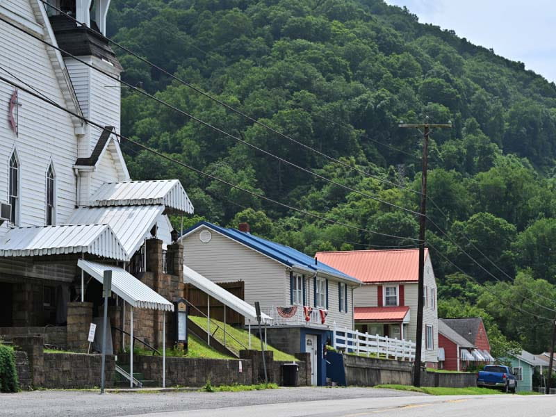 West Virginia, which statistically is among the least-healthy states in the nation, is one of five states that 91Ƶ News visited to report on rural health challenges and solutions. (Photo by Walter Johnson Jr./91Ƶ)